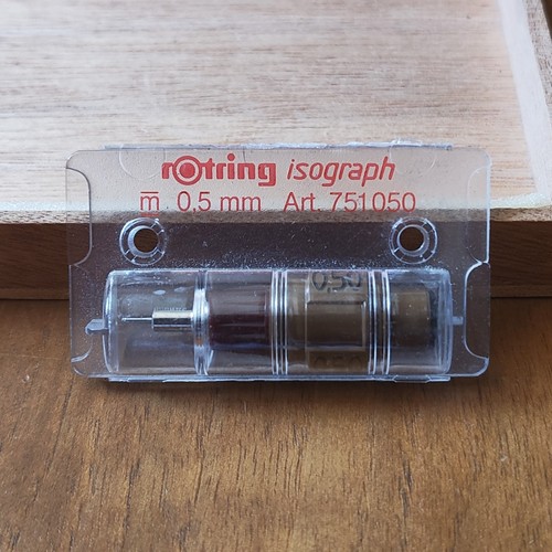 5mm rotring isograph - 0.5mm,